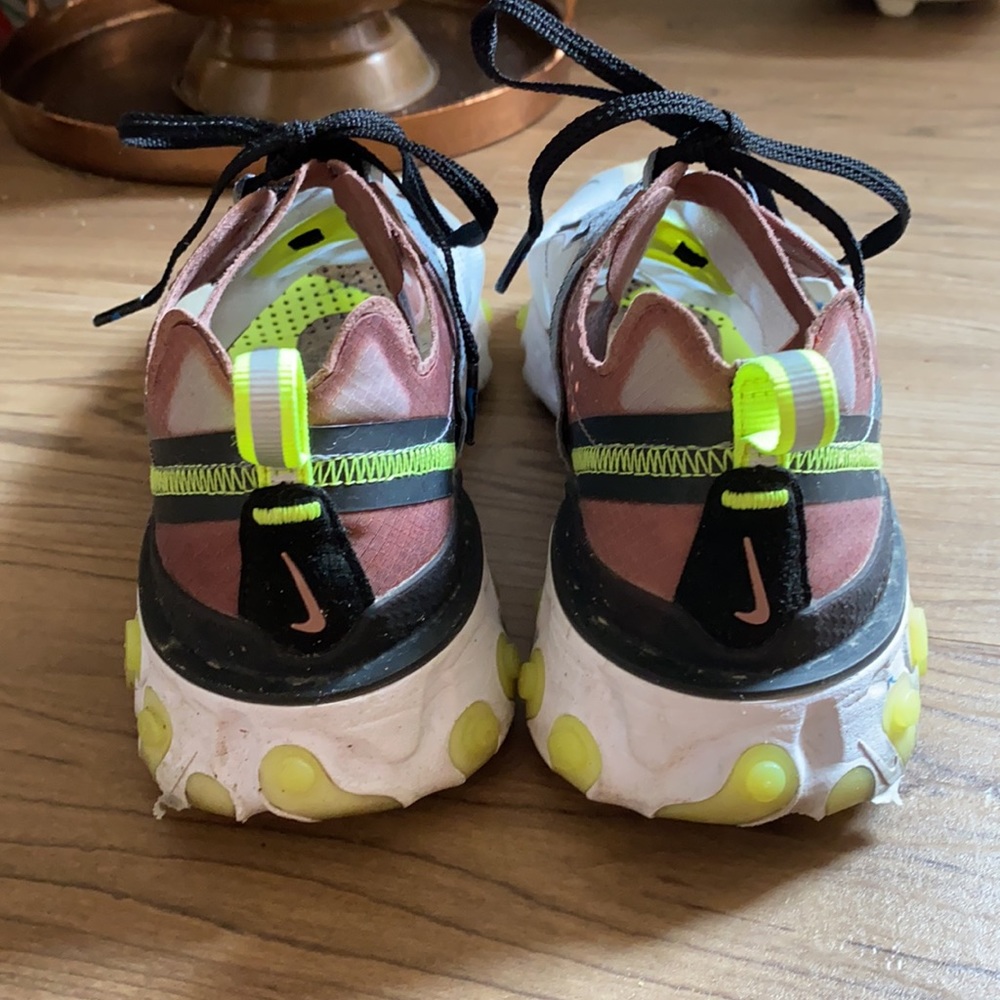 Nike React Element, Women’s Size 9 - image 3